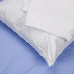 BedCare™ Economy Zippered Pillow Covers 